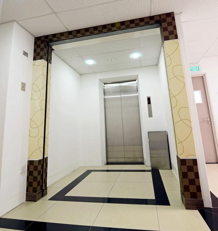 Hotel Avenue Куантан Экстерьер фото